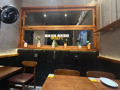 -8PINTS八品脱·日料·烧鸟·精酿小酒馆(莘庄店)