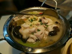 -新大咀港式茶餐厅(宝山万达店)