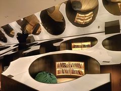 -涨巢·潮玩水疗局