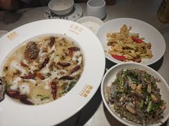 -渔语鱼酸菜鱼新川菜(来福士店)
