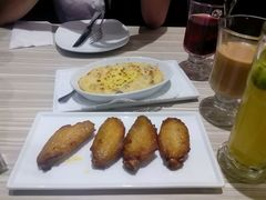 -必胜客(WOW中心城店)