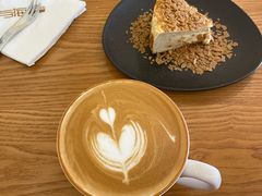-Reset Coffee 与海咖啡