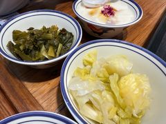 -云阿蛮云南生烫牛肉米线(奉贤路店)