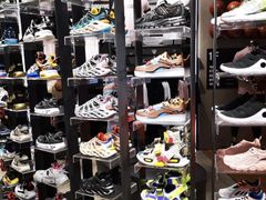 -李宁(大宁国际旗舰店)