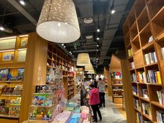 -百新书局(尚悦湾店)