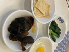 -桥香园云南过桥米线(红龙井店)