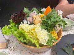 -椰子营·椰子鸡火锅(万象里店)