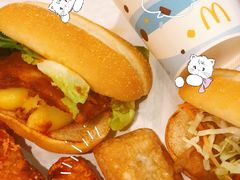 -麦当劳(世界城广场店)