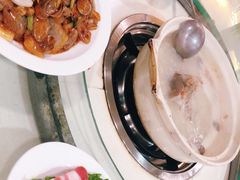 -渝君重庆火锅(嘉宾路店)