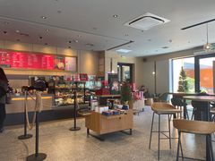 -星巴克臻选(金桥国际店)