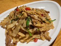 小炒嫩笋丝-香鼎坊江西菜(国奥店)