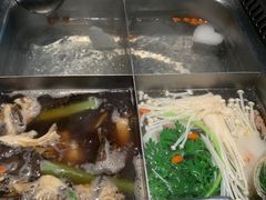 -海底捞火锅鲜切牛肉主题店(长寿路店)