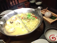 花胶鸡鸳鸯锅-湊湊火锅·茶憩(和平大悦城店)