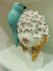 -灰姑娘美甲美睫馆