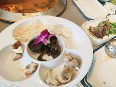-狼头山火锅 KTV欢唱·烤串(理工大学店)