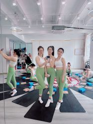 -亚太瑜伽普拉提学院