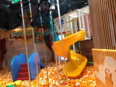 -莫莉哇咔亲子餐厅(乐堤港店)