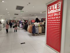 -优衣库(上海正大广场店)