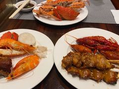 -广州万富希尔顿酒店·感趣自助餐厅·金秋蟹宴生蚝海鲜刺身