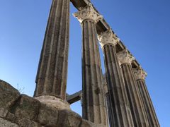 -埃武拉罗马神庙