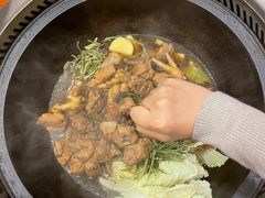 -粘豆包铁锅炖二部(温泉街店)