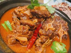 红焖牛尾-董厨煨汤馆(车站路店)