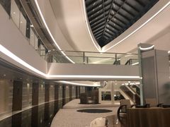 -上海滴水湖皇冠假日酒店