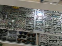 -罗创丹阳眼镜(童卫路店)