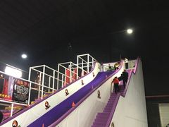 -嘿哟动霸CHUA·新潮玩运动娱乐中心·蹦床滑冰团建乐园