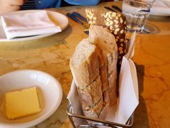 餐前包免费-The Cheesecake Factory 芝乐坊餐厅(王府中環店)