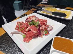 -牛鲜盛齐齐哈尔烤肉(曹路店)