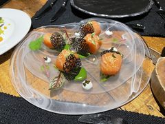 挪威三文鱼配法葱酱汁-AZUL by FUEL蓝色·法式酒馆(琶醍店)