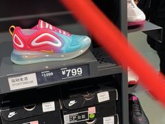-NIKE上海青浦优选体验店