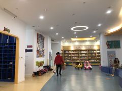 -戊辰亲子游泳俱乐部