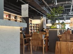 -魔方城市书房(中街益田店)