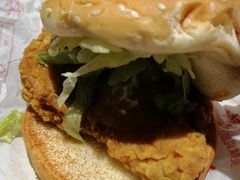 麦辣鸡腿堡-麦当劳(浦江镇绿地乐和城店)