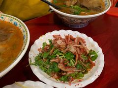 -金杨拉面王小吃面馆·牛三宝面·红烧牛肉粉