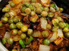 黑三剁配薄饼-雀舞云南菜(乐客城店)