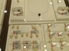 -华夏典当行(龙德广场店)