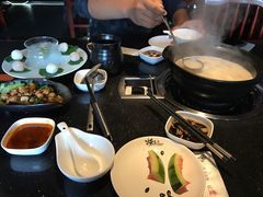 -捞王猪肚鸡火锅(昆山店)