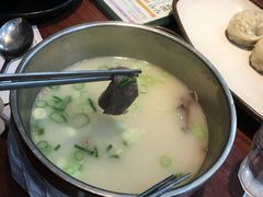 神仙雪浓汤-神仙雪浓汤(明洞店)