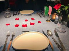 -弦月窗LUNETTE BY AMANDA(复兴路店)