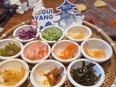 -包整·丝娃娃(甲秀楼景观店)