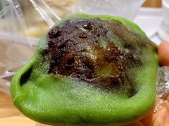 豆沙青团-许阿姨糕团店(南京总店)