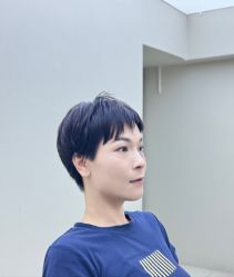 -十六番发型师事务所