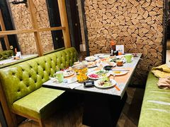 -松咖啡自助餐厅·松北香格里拉