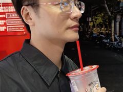 -蜜雪冰城(国权路地铁口店)