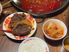 -萍姐火锅·公路夜市(武汉首店)