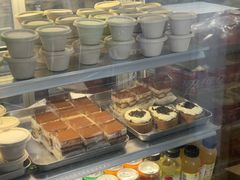 -EGG BOMB(浦东国际机场S2卫星厅店)