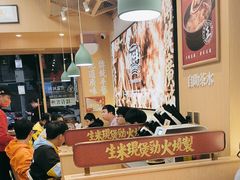 -华记煲仔华·煲仔饭(市桥易发店)
